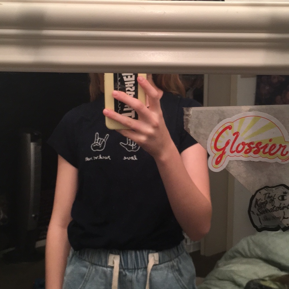 abercrombie and fitch black xs tee